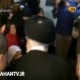 ممانعت رهبر انقلاب از دست بوسی